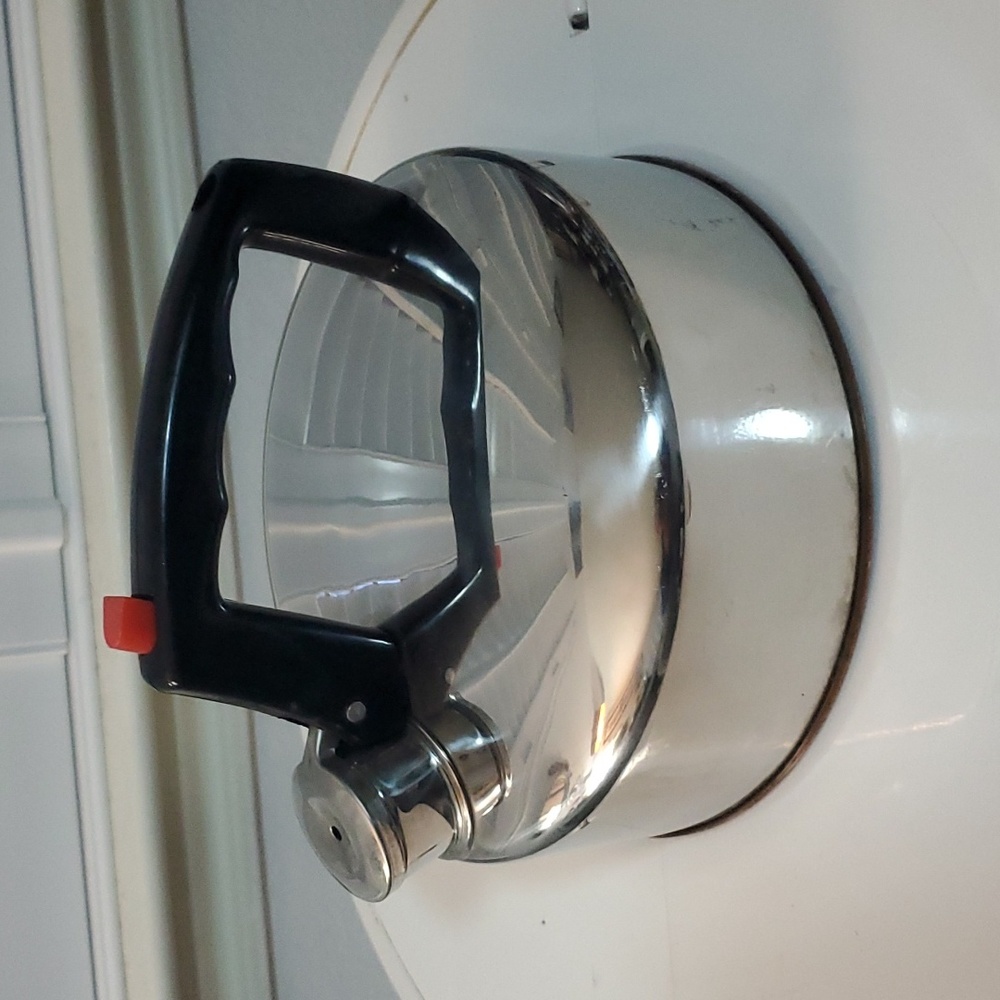 Metro Copper Bottom Whistling Tea Kettle
